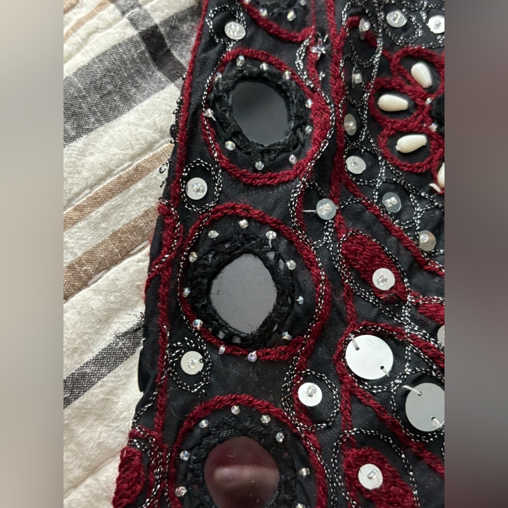 Gorgeous maxi skirt one size red and black sequins - Picture 7 of 16